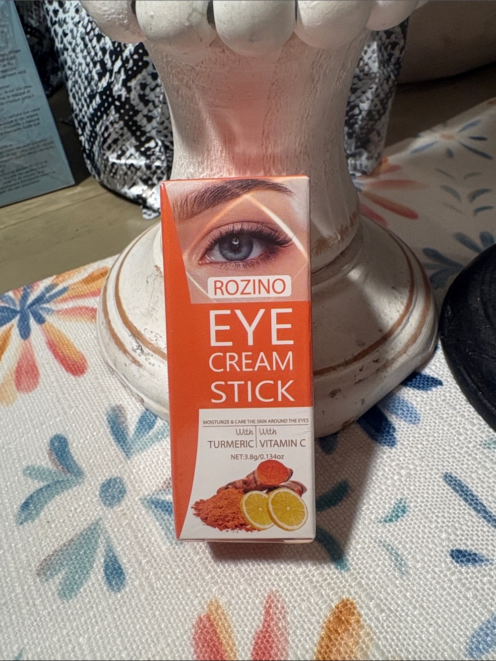 Rozino Orange Eye Cream Stick – Turmeric & Vitamin C